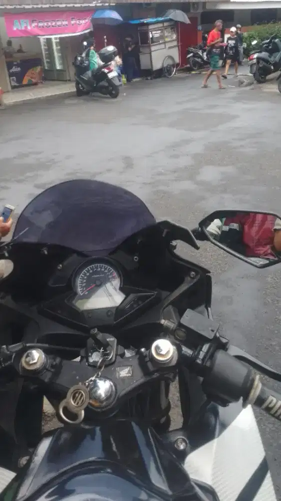 Di jual Honda CBR 150 mantap
