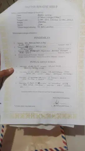 Cari lowongan kerja buat cwe dan cwo tamatan  cwe SMK cwonya smp