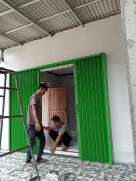 Harmonika, folding gate, rolling door
