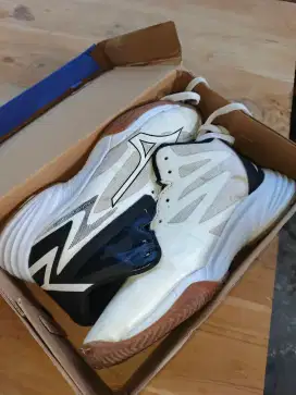 sepatu voly mizuno