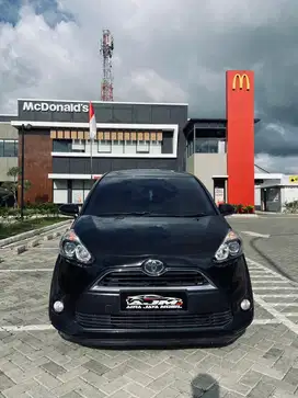 Toyota SIENTA V , A/T , thn 2017
