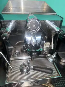 Jual cpat mesin kopi VBM th 2020 kondisi normal pamakai kurang dr 1 th
