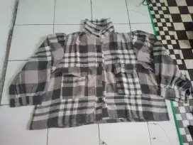 Gratis,,kemeja remaja cewek size S bisa M