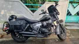 DIJUAL MOTOR BENNELI MOTOBI 200
