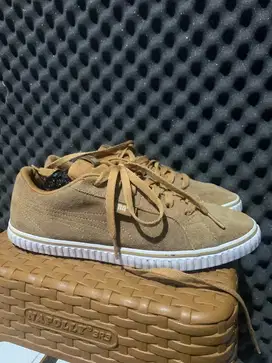 SEPATU PUMA ORI SIZE 41