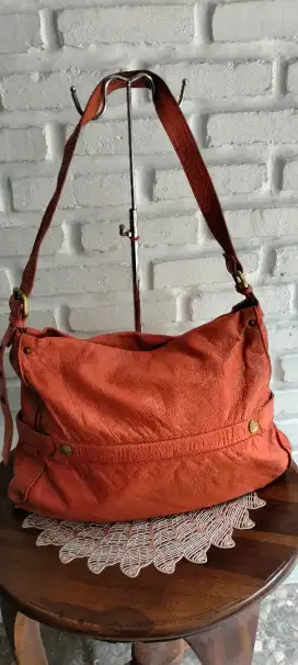Tas bahu kulit asli