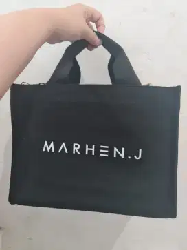 TAS MARHEN J - BLACK