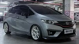 [OLX Mobbi] Honda Jazz Abu 1.5 RS Bensin-AT 2016 WOI
