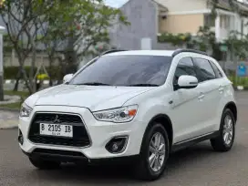 MITSUBISHI OUTLANDER 2.0 GLS AT 2016 WARNA FAVORIT