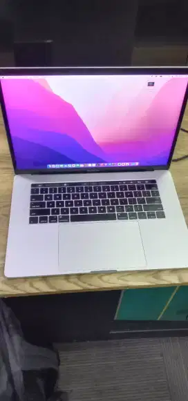 terima beli macbook pro macbook Air kondisi bagus rusak