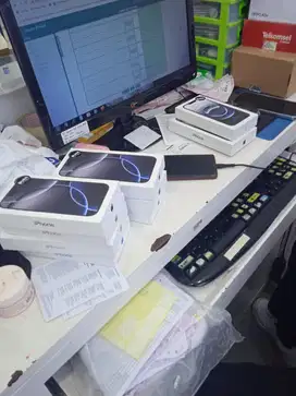 iPhone 16, 16Pro/ProMax/e (seri lain juga tersedia)