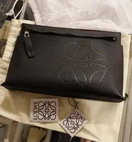 Loewe T Pouch Black in Cow Skin rare collection Original like new 100%