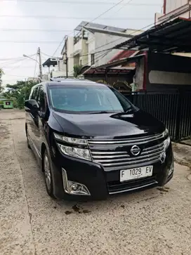 Nissan Elgrand 2012 Bensin