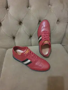 Mulus .authentic sepatu .sneakers bally size 40.5