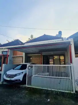 Dijual Rumah Dau Batu Malang Semi Furnished