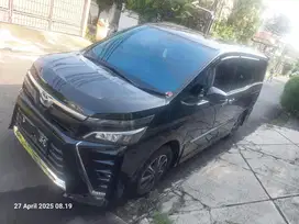 Toyota Voxy 2020 Bensin