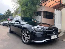 KM 8 Ribu !!!Mercedes Benz E200 Avantgarde 2022