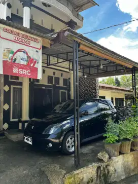 Di jual toyota Ist 1.5 bild up