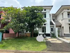 Rumah 2 Lantai di Kota Wisata