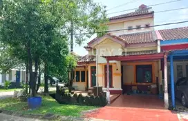 Rumah Minimalis Posisi Sudut Tanjung Bunga