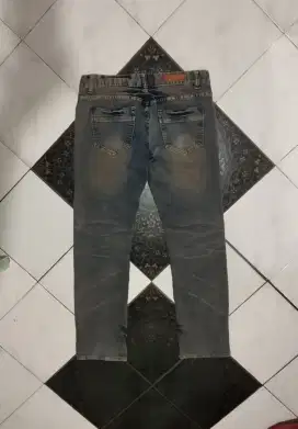 Celana jeans pading