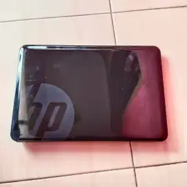 Laptop HP 1000 8/120GB
