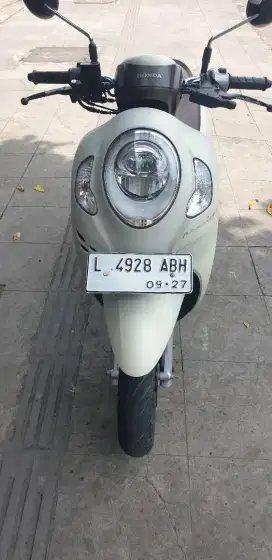 Scoopy Prestige th 2022 istimewa km 17rb pjk baru