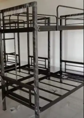 Tempat tidur susun/tingkat masih 95?%