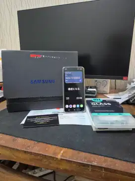 Samsung Galaxy S21 FE 5G 8GB RAM 128GB Storage Fullset SEIN
