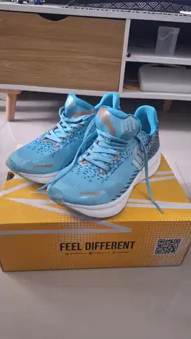 Unerd jet flux blue size 41