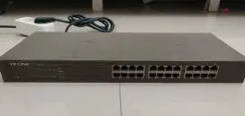 TP link SF 1024