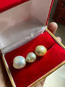 Mutiara asli koleksi pribadi