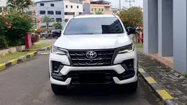 Toyota Fortuner VRZ 2.8 GR Sport Camera360 Diesel 2022 Like New Record
