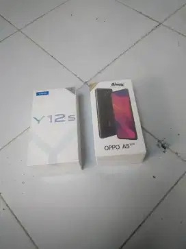 Jual 2 dus hp oppo A5(2020 ) dan biro Y12