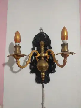 lampu tempel antik kuningan