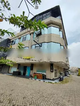 Ruko 4 gandeng di ancol hdp jalan raya