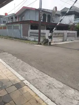 Dijual rumah di jalan nusatenggara no 240 depok utara beji depok
