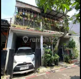 Dijual Rumah Murah 2 Lantai Siap Huni  Margahayu Raya