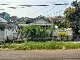 HITUNG TANAH .rumah di Taman Alfa Indah, lokasi strategis