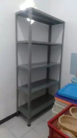 RAK BESI SUSUN LOBANG