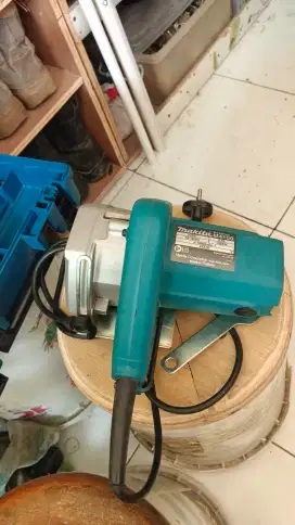 Alat alat pertukangan