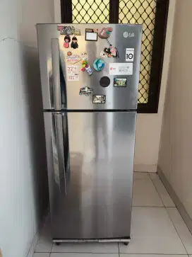 Kulkas LG 2 pintu GN B202RLC