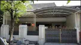 RUMAH  DEKAT UPN RUNGKUT MENANGGAL SURABAYA
