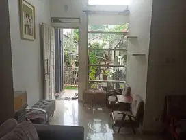 Dijual Rumah Luas Bangunan Lama Terawat di Mandar Bintaro Jaya