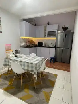 dijuak rumah 4 lantai tebet barat,jakarta selatan