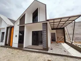 Rumah mewah cash dan KPR tersedia
