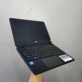 ACER ASPIRE ES1-132 Bergaransi