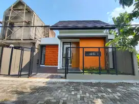 Rumah siap huni strategia di jakal km. 10,9 dekat sekolah bias