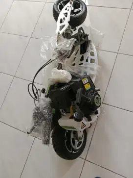 Scooter Goped Uber Scoot 72cc 2 Speeds