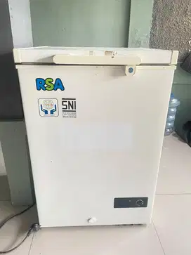 Kulkas GEA Chest Freezer